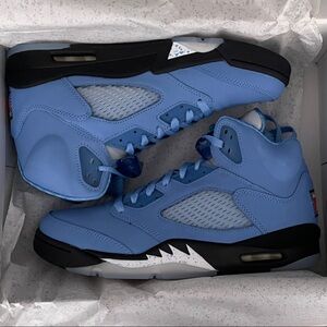 NEW Men’s Jordan 5 Retro University Blue